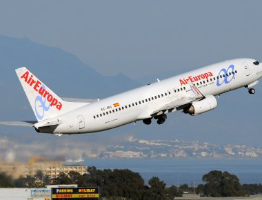 Νέα συνεργασία με την Air Europa ανακοίνωσε η Ryanair για υπερατλαντικές πτήσεις